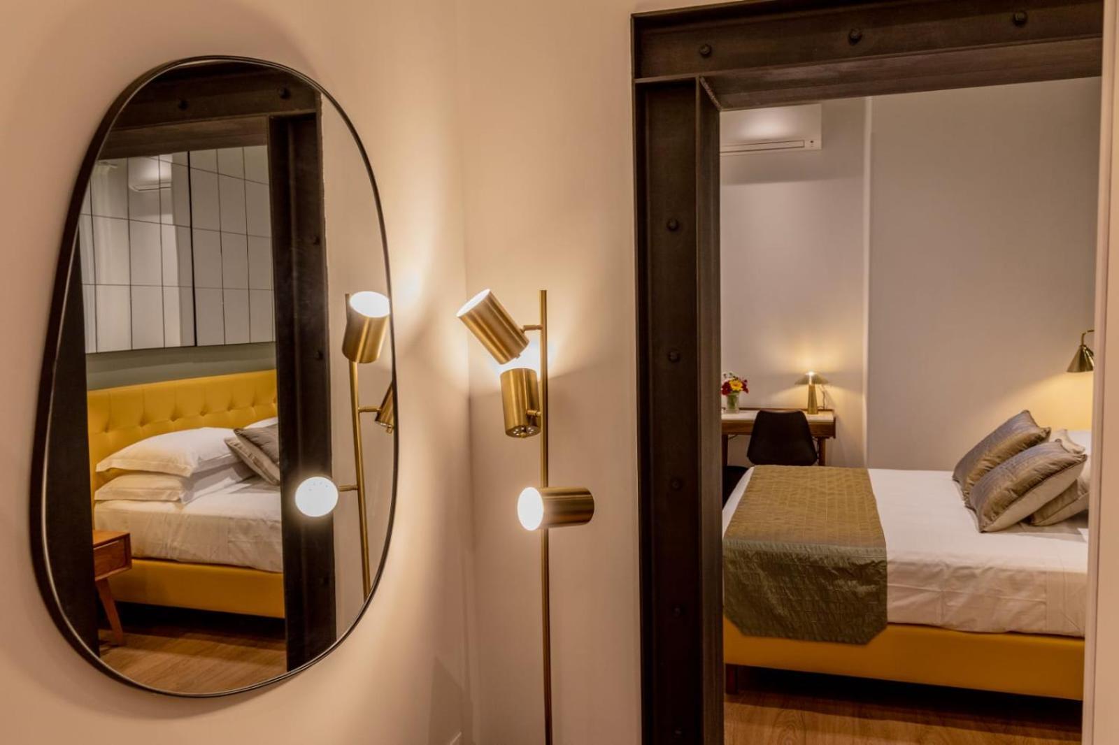 Отель Trevi Monti House Рим Экстерьер фото
