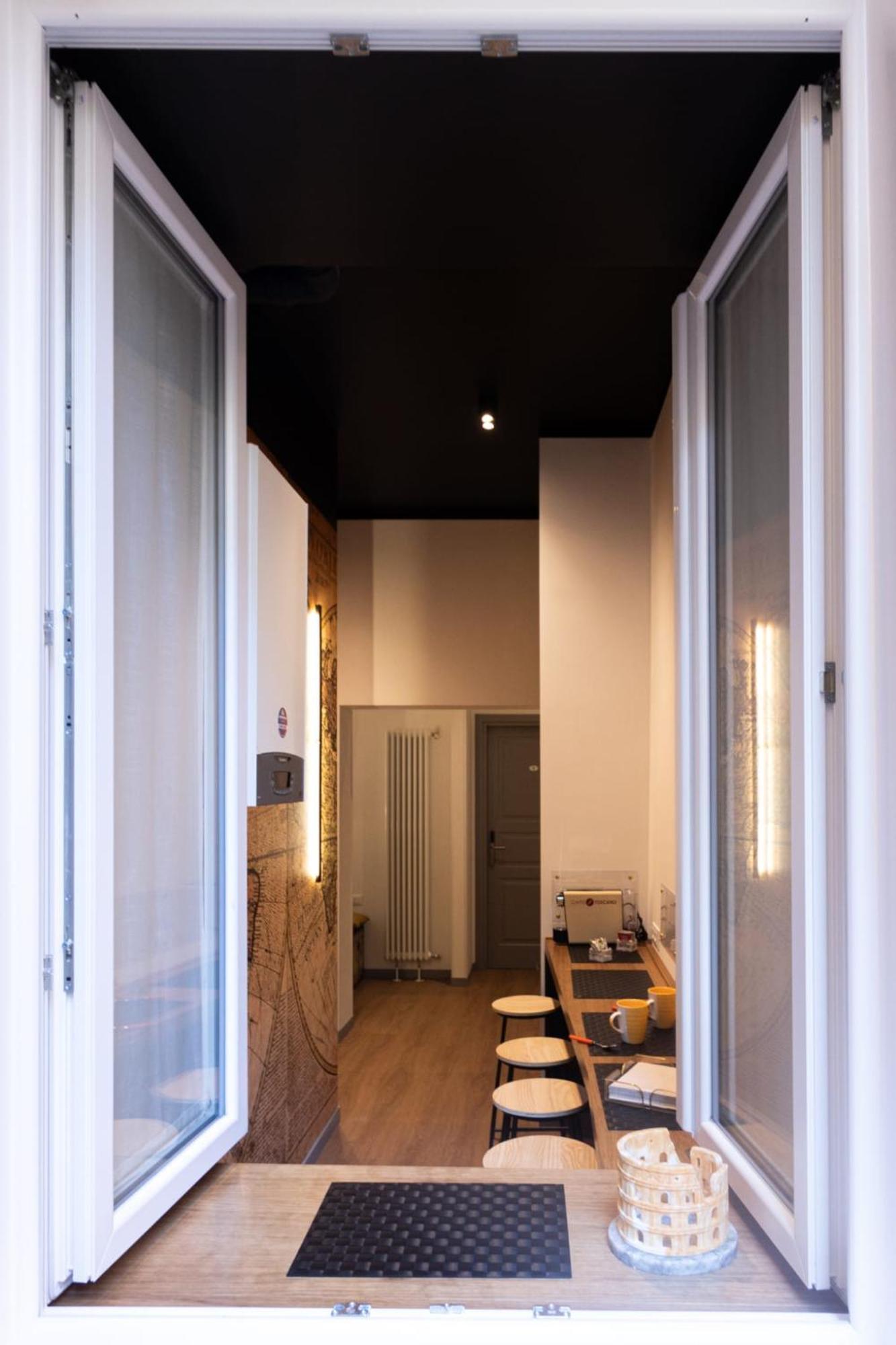 Отель Trevi Monti House Рим Экстерьер фото
